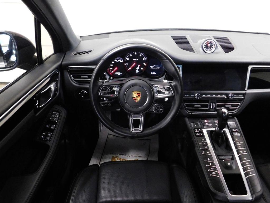 Porsche Macan GTS 2021