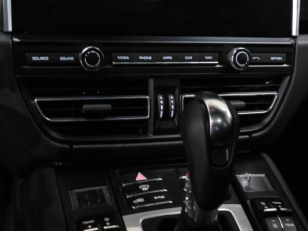 Porsche Macan GTS 2021