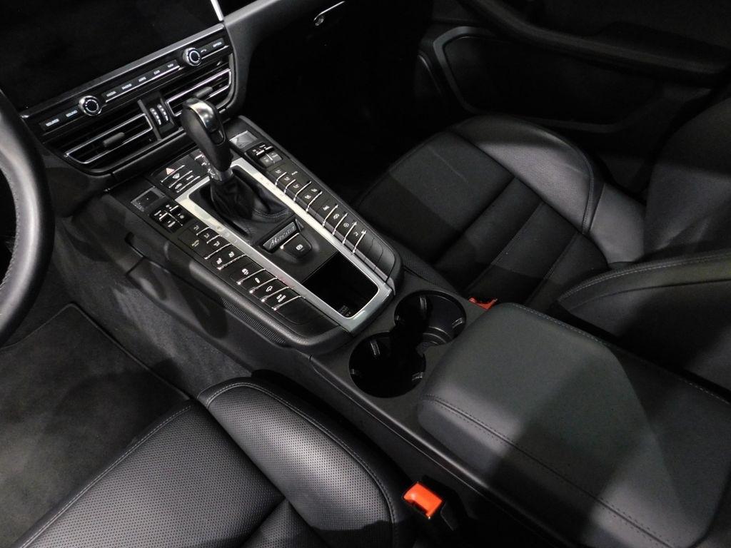 Porsche Macan GTS 2021