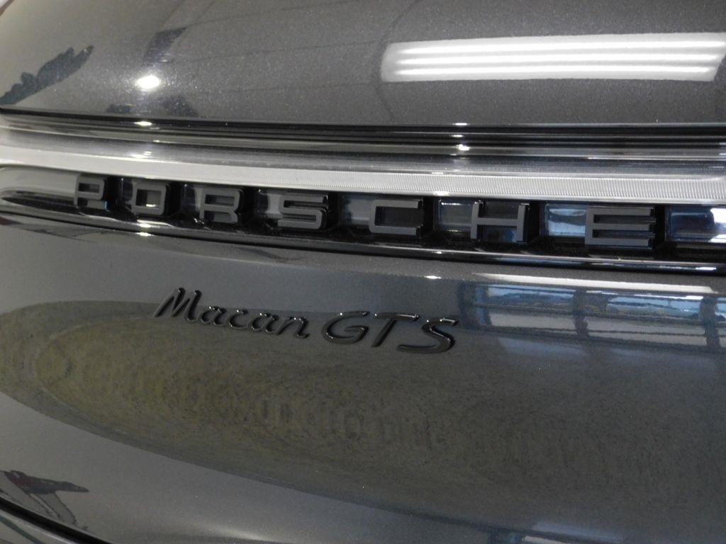 Porsche Macan GTS 2021