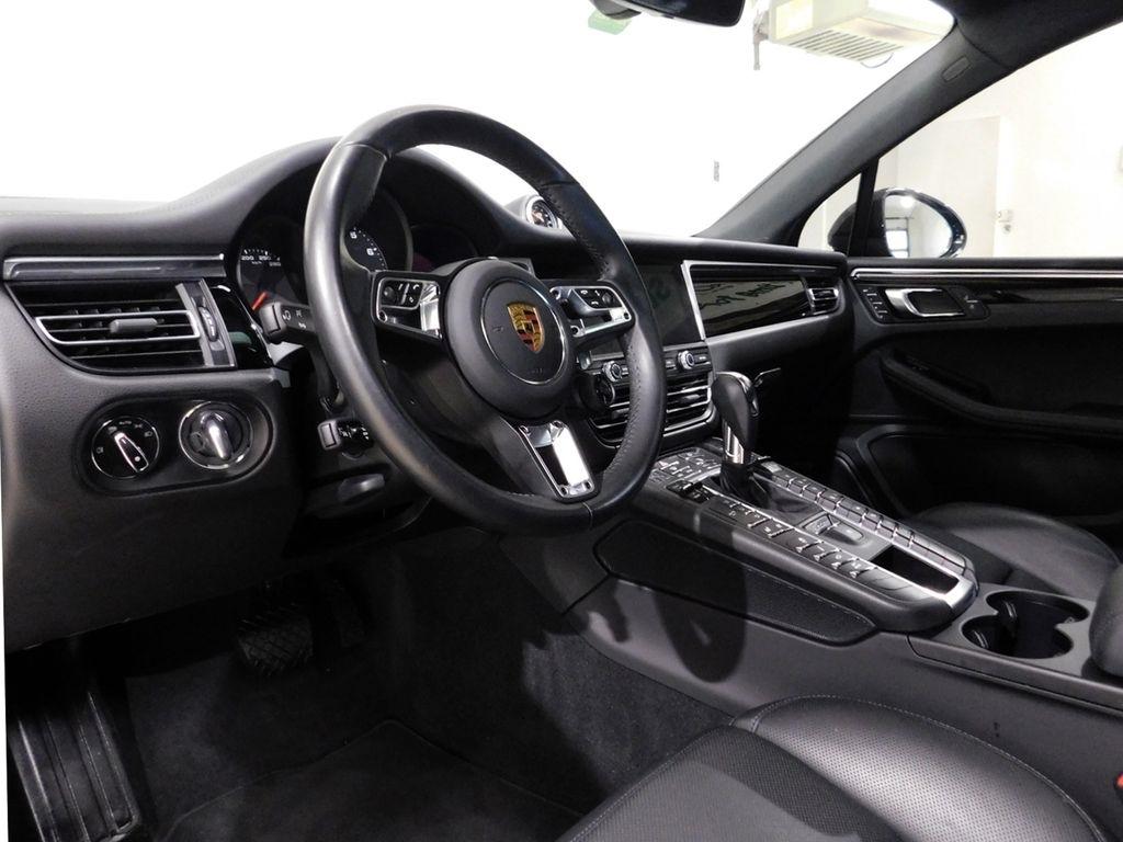 Porsche Macan GTS 2021