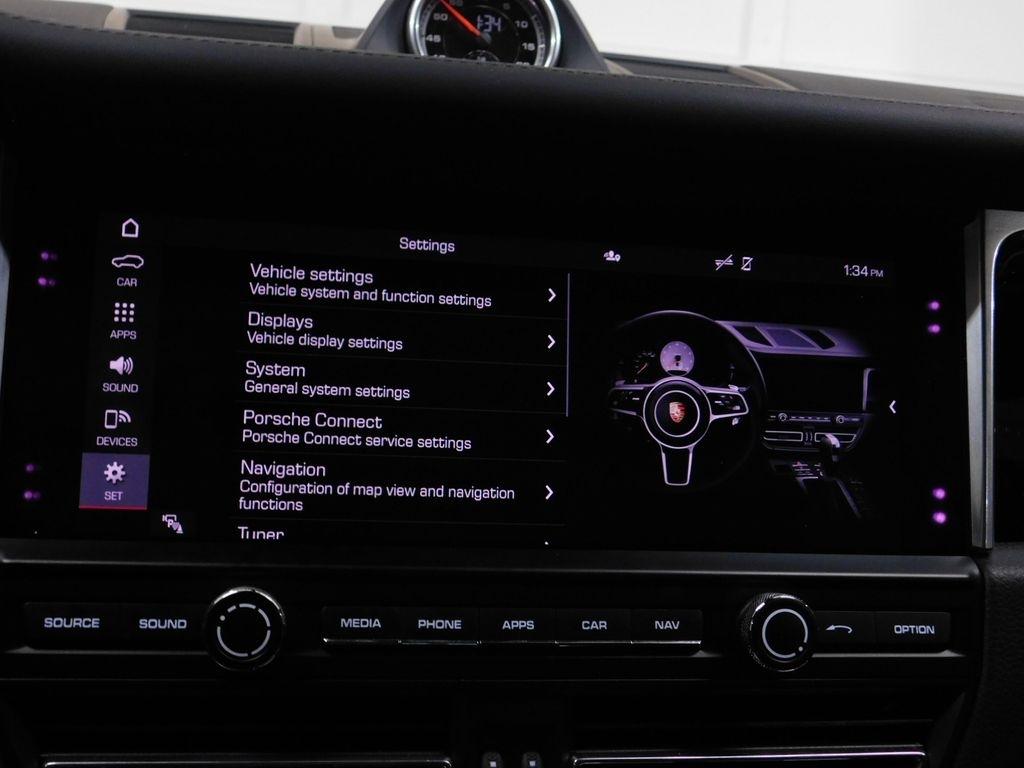 Porsche Macan GTS 2021