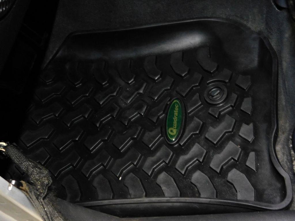 Jeep Wrangler Sport 4WD 2010