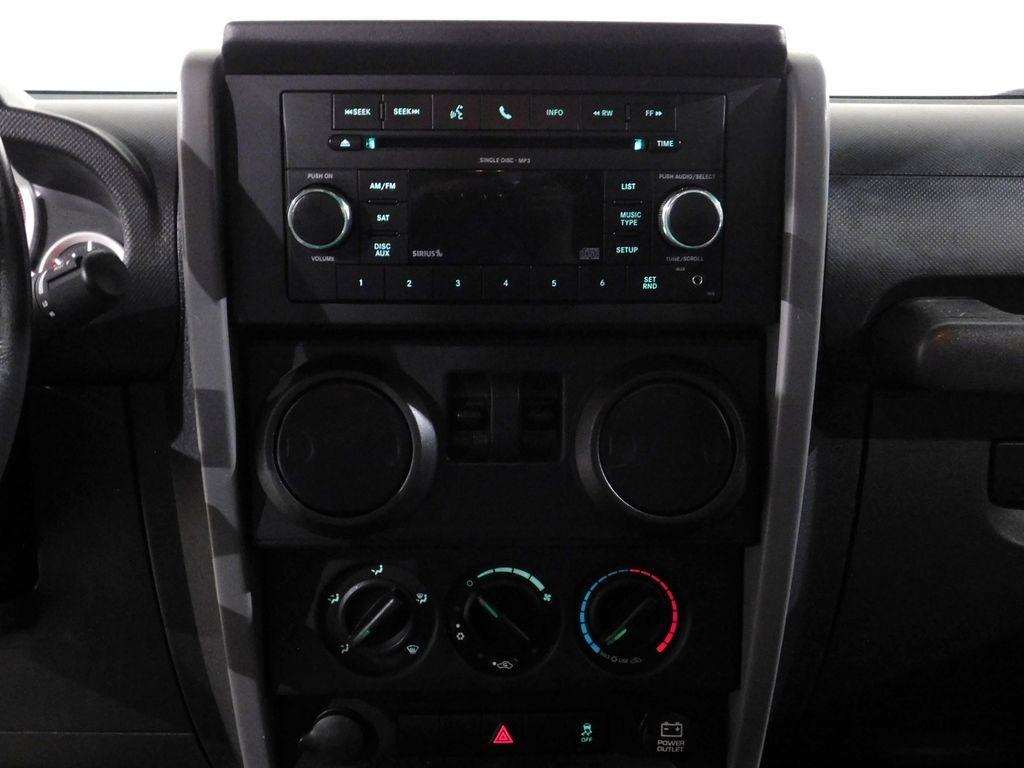 Jeep Wrangler Sport 4WD 2010