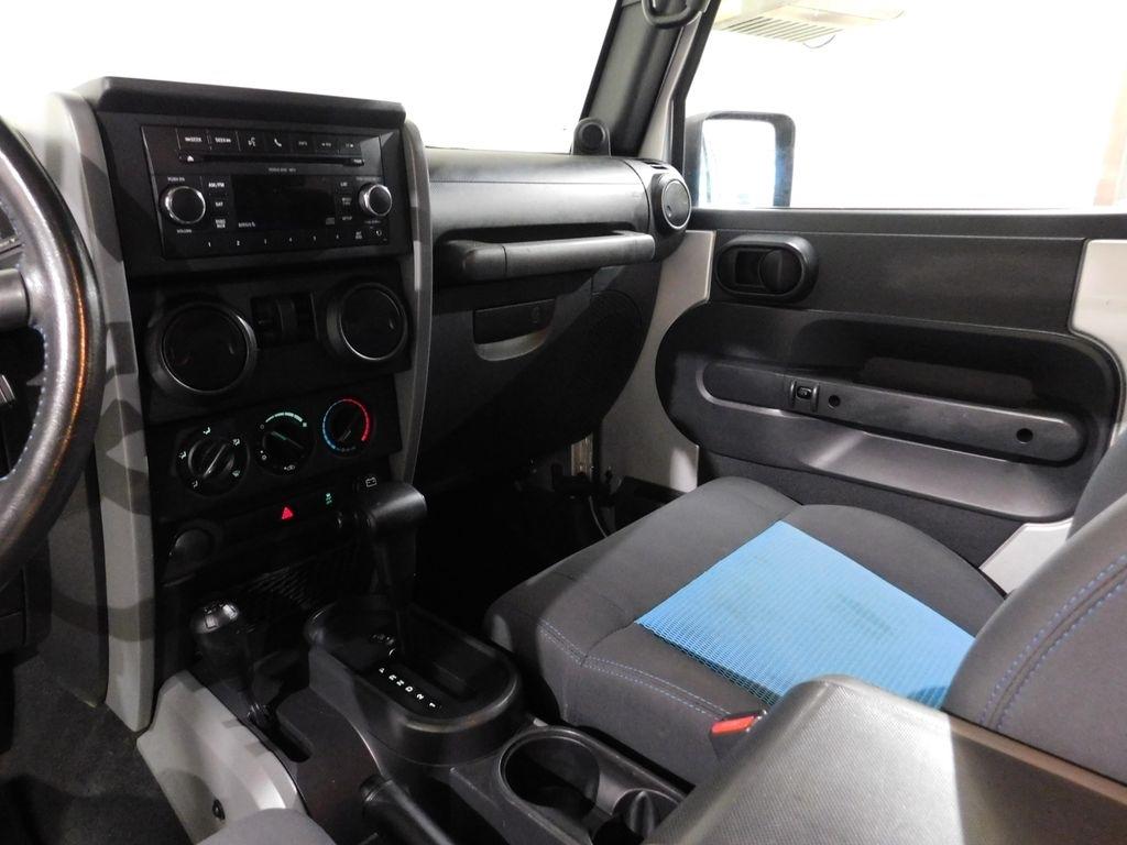 Jeep Wrangler Sport 4WD 2010