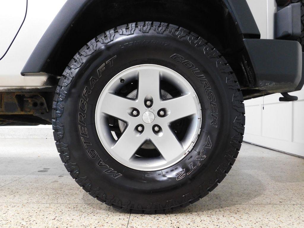 Jeep Wrangler Sport 4WD 2010