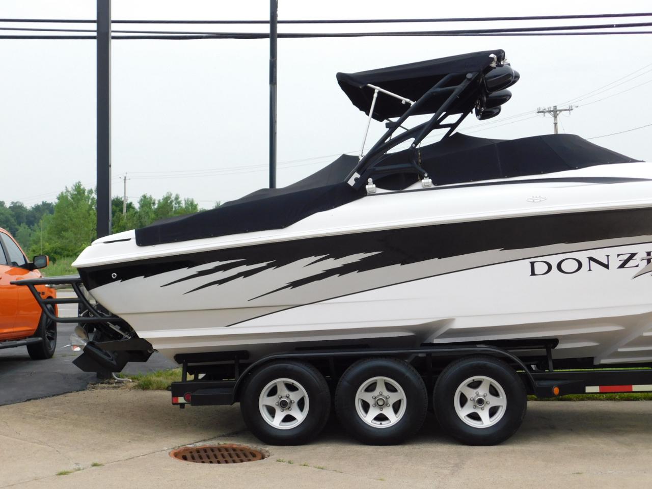 Donzi 33  2005