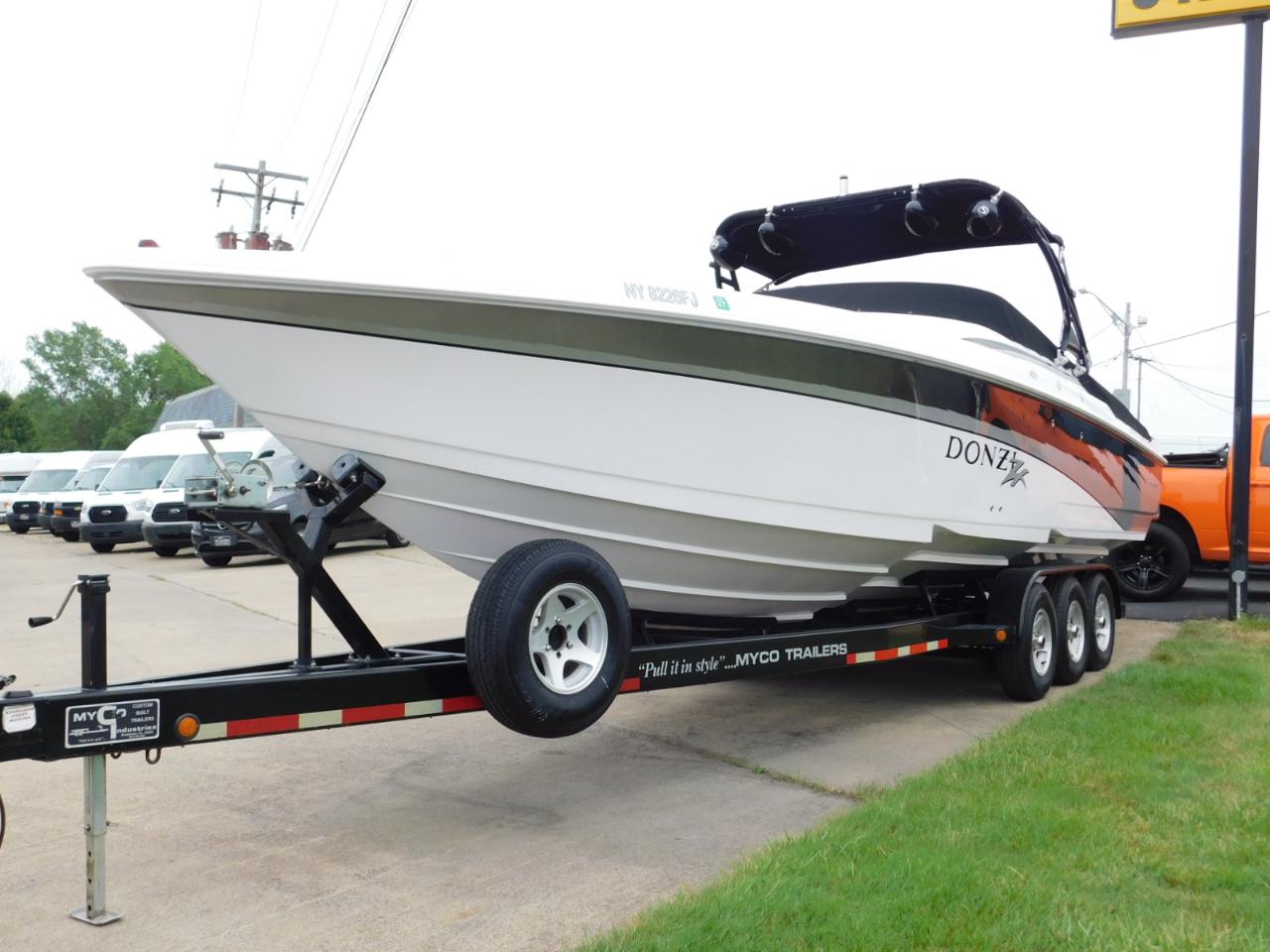 Donzi 33  2005