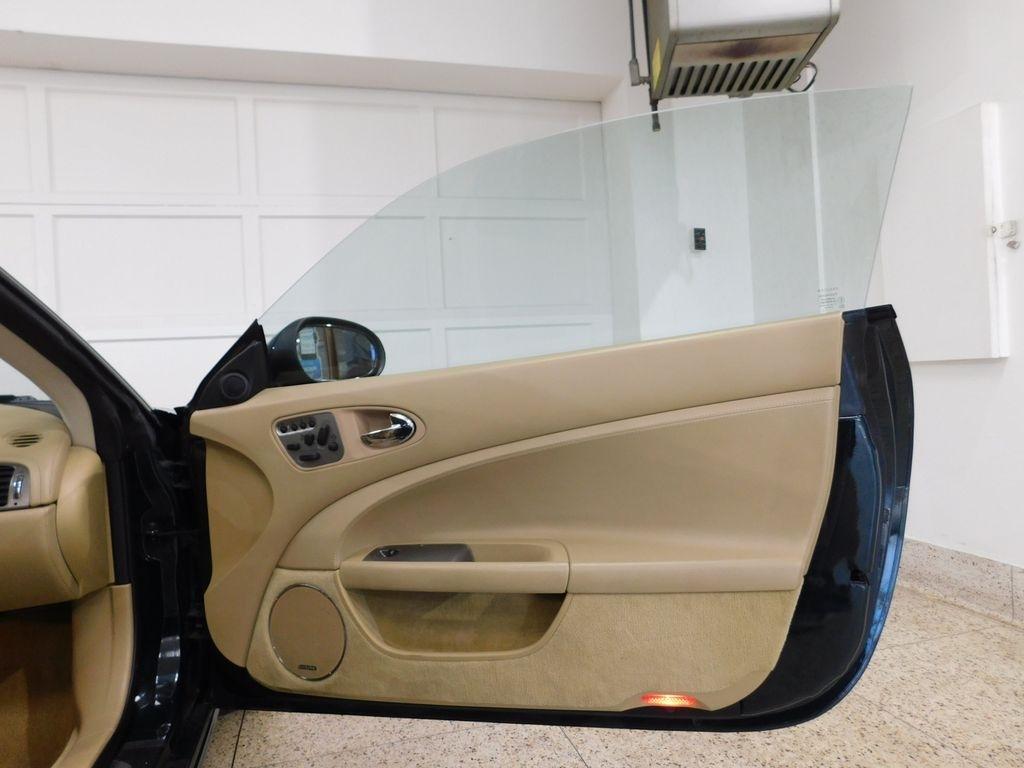 Jaguar XK-Series XK Convertible 2007