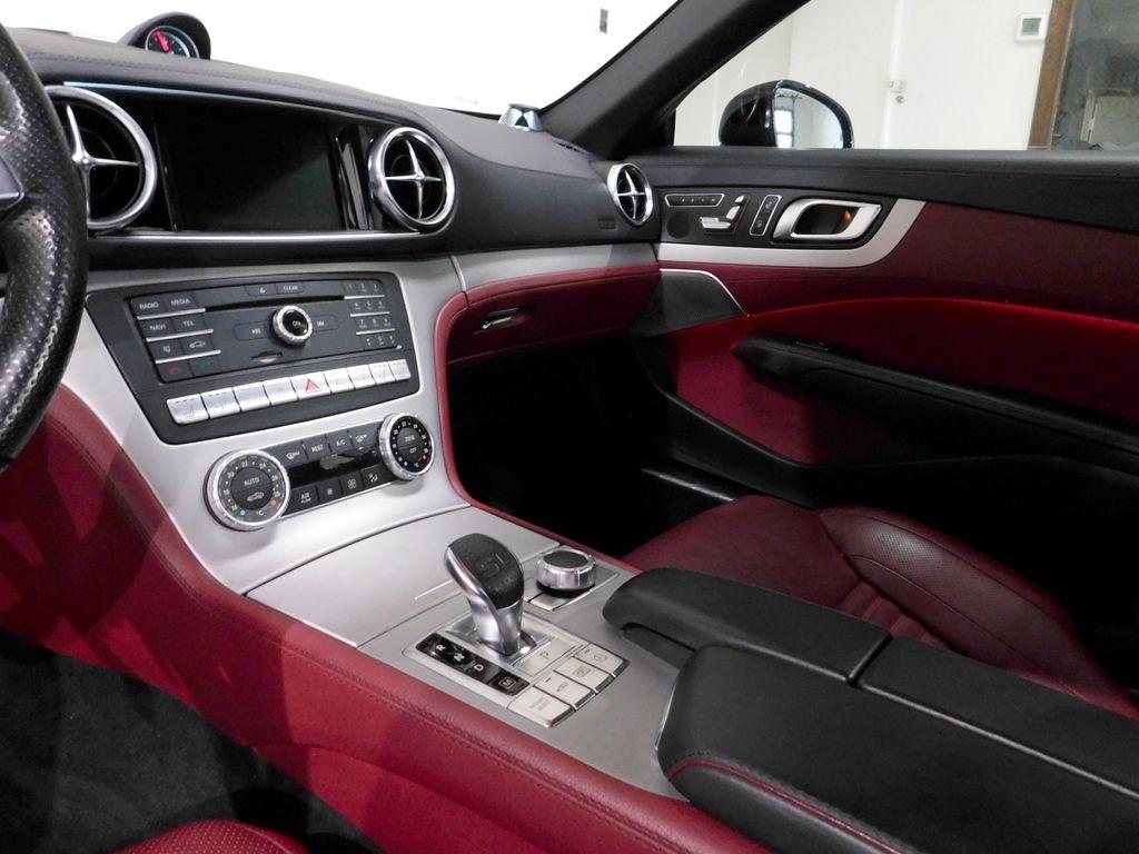 Mercedes-Benz SL-Class SL550 2017