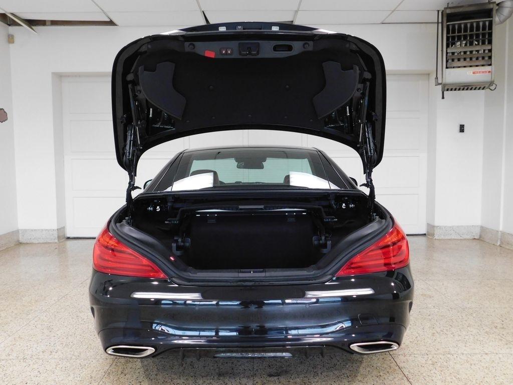 Mercedes-Benz SL-Class SL550 2017
