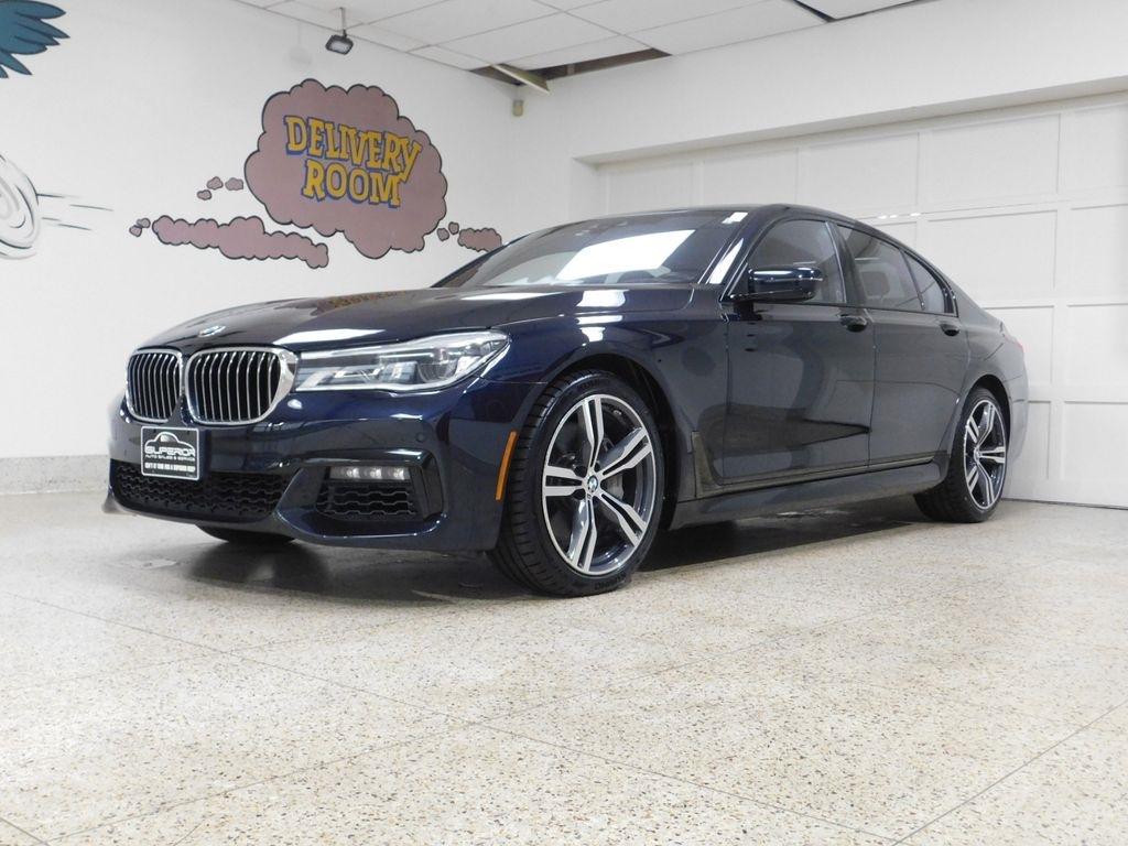 BMW 7-Series 750i xDrive 2019