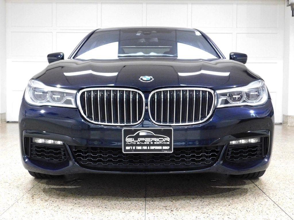 BMW 7-Series 750i xDrive 2019