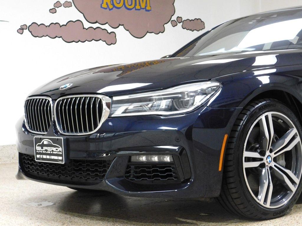 BMW 7-Series 750i xDrive 2019