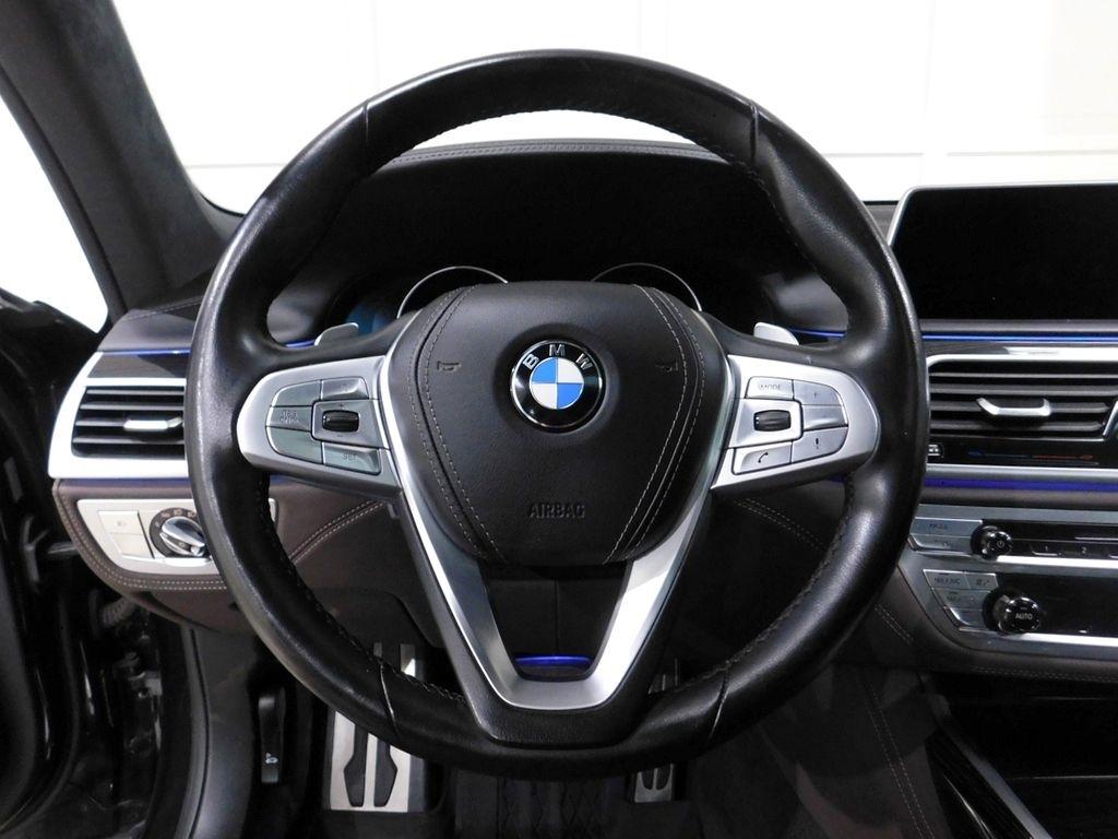 BMW 7-Series 750i xDrive 2019