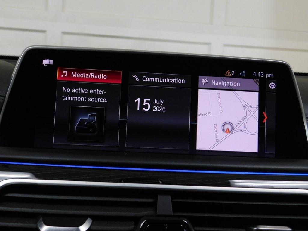 BMW 7-Series 750i xDrive 2019