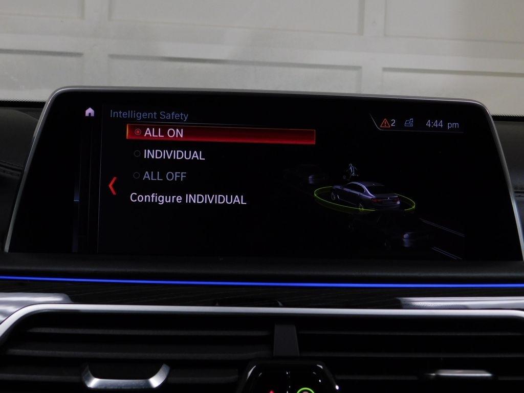 BMW 7-Series 750i xDrive 2019