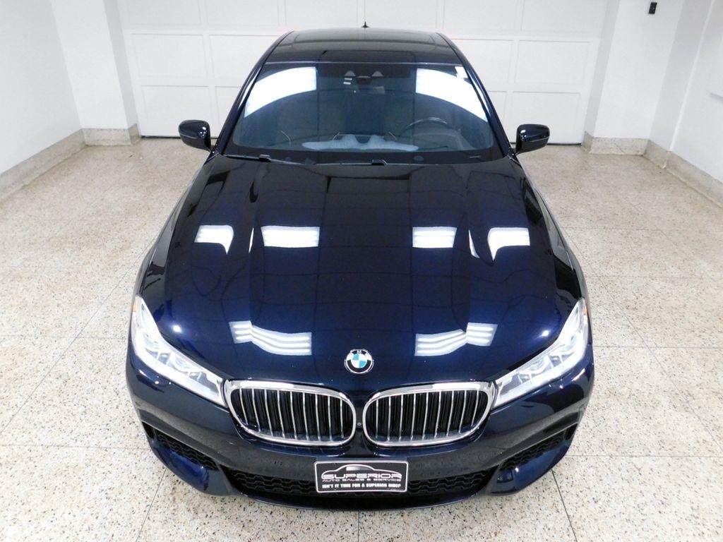 BMW 7-Series 750i xDrive 2019