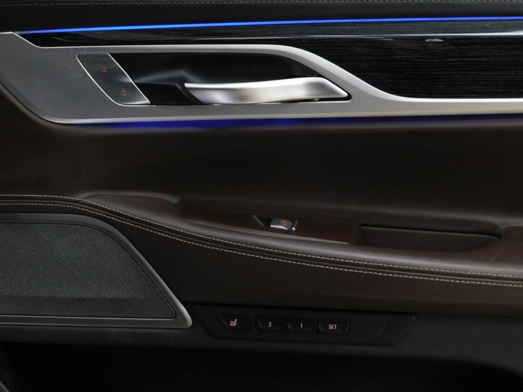 BMW 7-Series 750i xDrive 2019