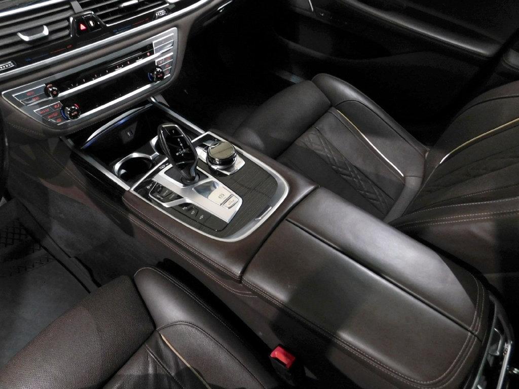 BMW 7-Series 750i xDrive 2019