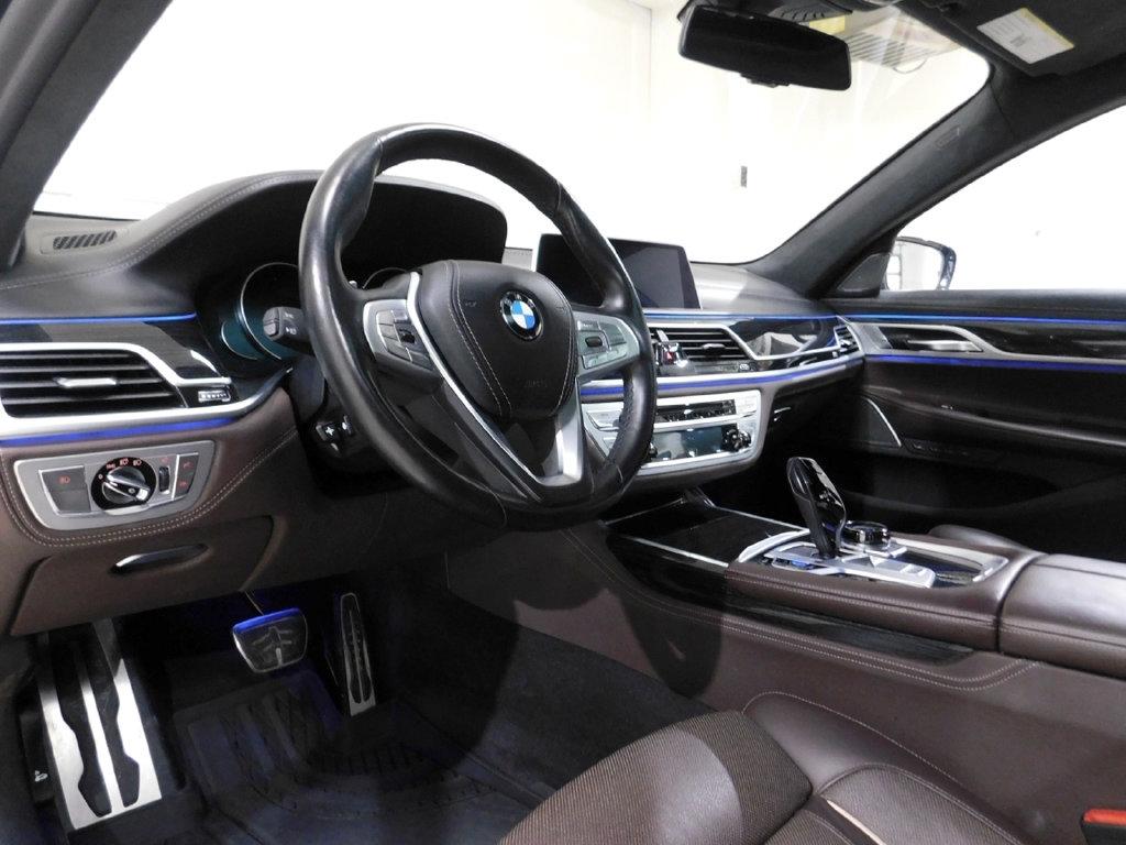 BMW 7-Series 750i xDrive 2019