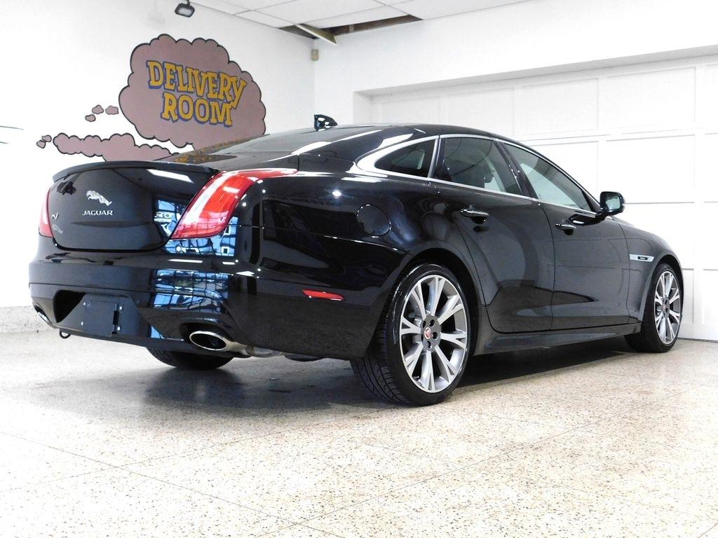 Jaguar XJ-Series R-Sport AWD 2018