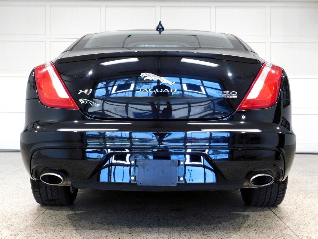Jaguar XJ-Series R-Sport AWD 2018