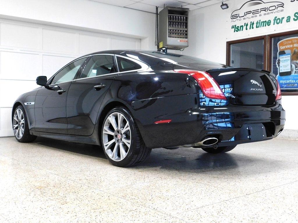 Jaguar XJ-Series R-Sport AWD 2018