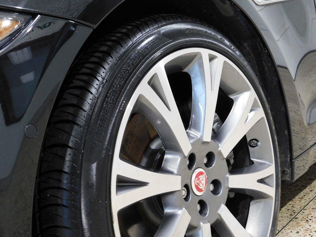 Jaguar XJ-Series R-Sport AWD 2018