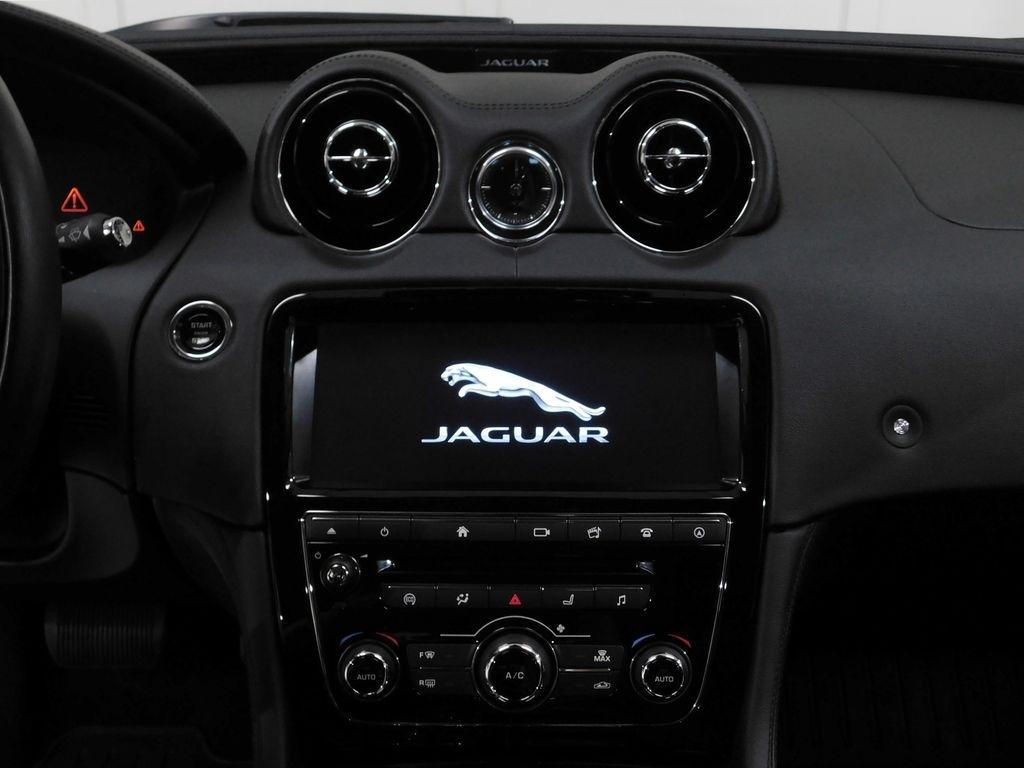 Jaguar XJ-Series R-Sport AWD 2018