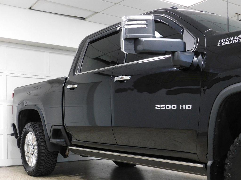 Chevrolet Silverado 2500HD High Country Crew Cab Long Box 4WD 2021