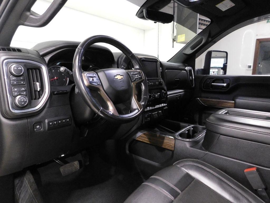 Chevrolet Silverado 2500HD High Country Crew Cab Long Box 4WD 2021