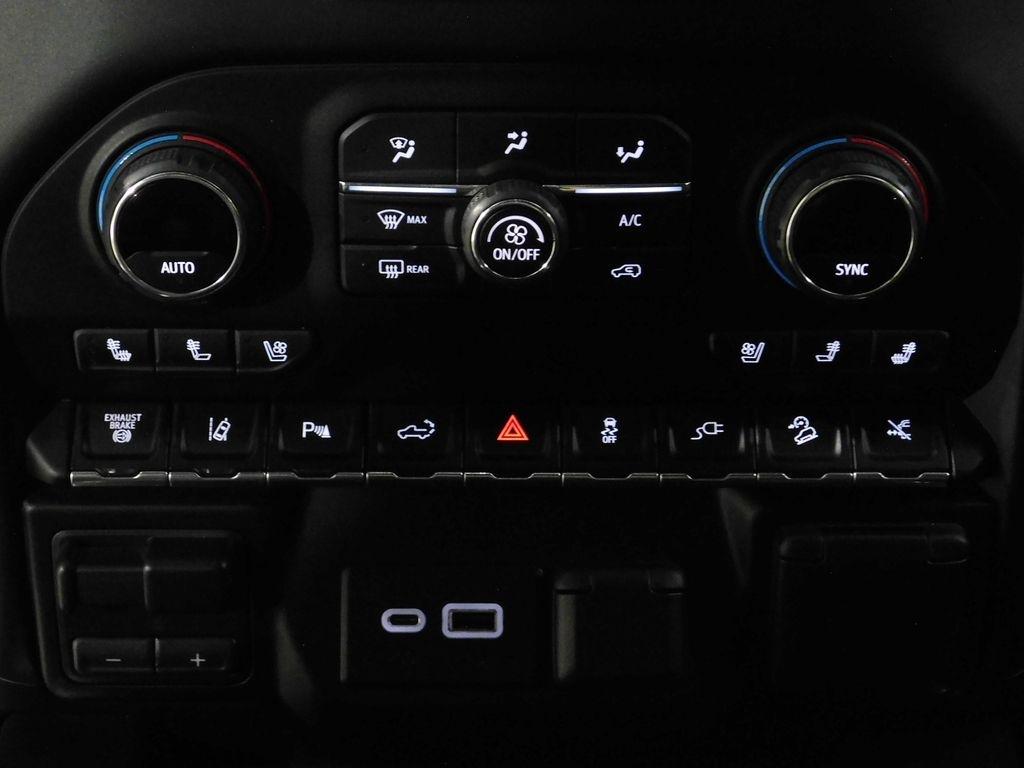 Chevrolet Silverado 2500HD High Country Crew Cab Long Box 4WD 2021