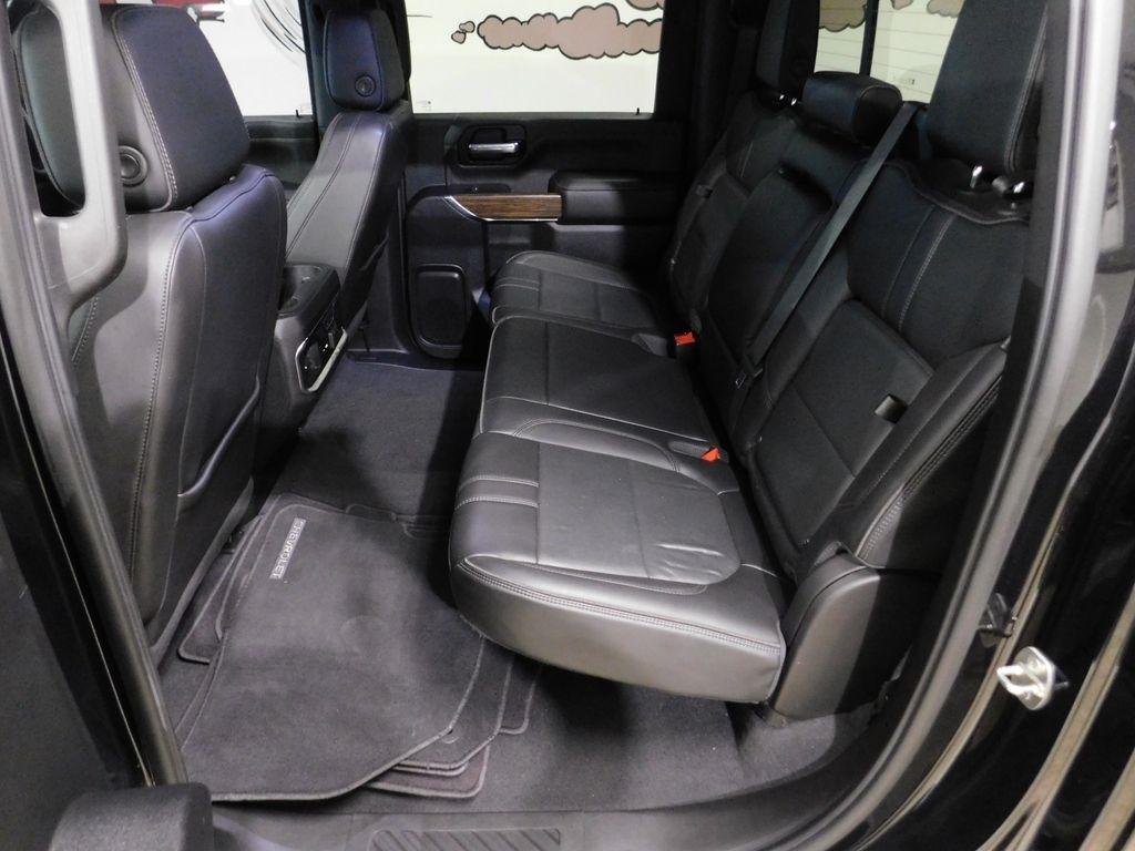 Chevrolet Silverado 2500HD High Country Crew Cab Long Box 4WD 2021