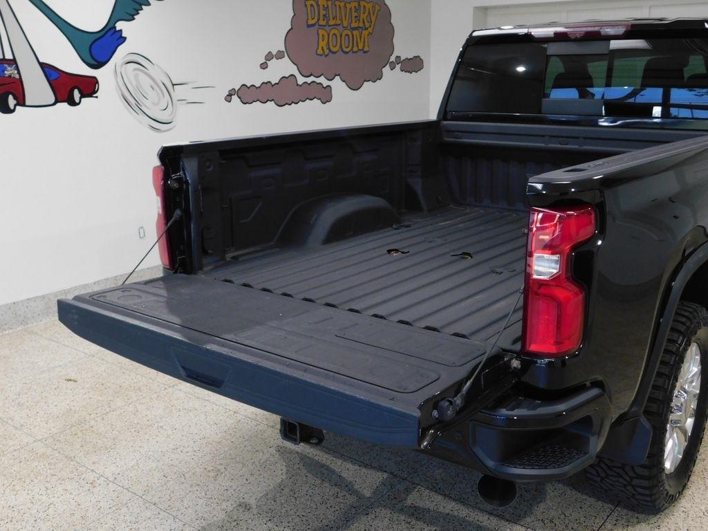 Chevrolet Silverado 2500HD High Country Crew Cab Long Box 4WD 2021