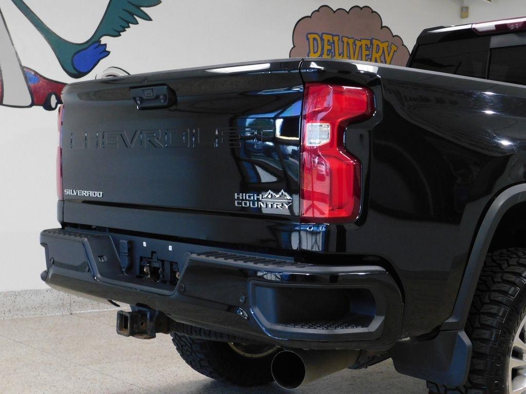Chevrolet Silverado 2500HD High Country Crew Cab Long Box 4WD 2021