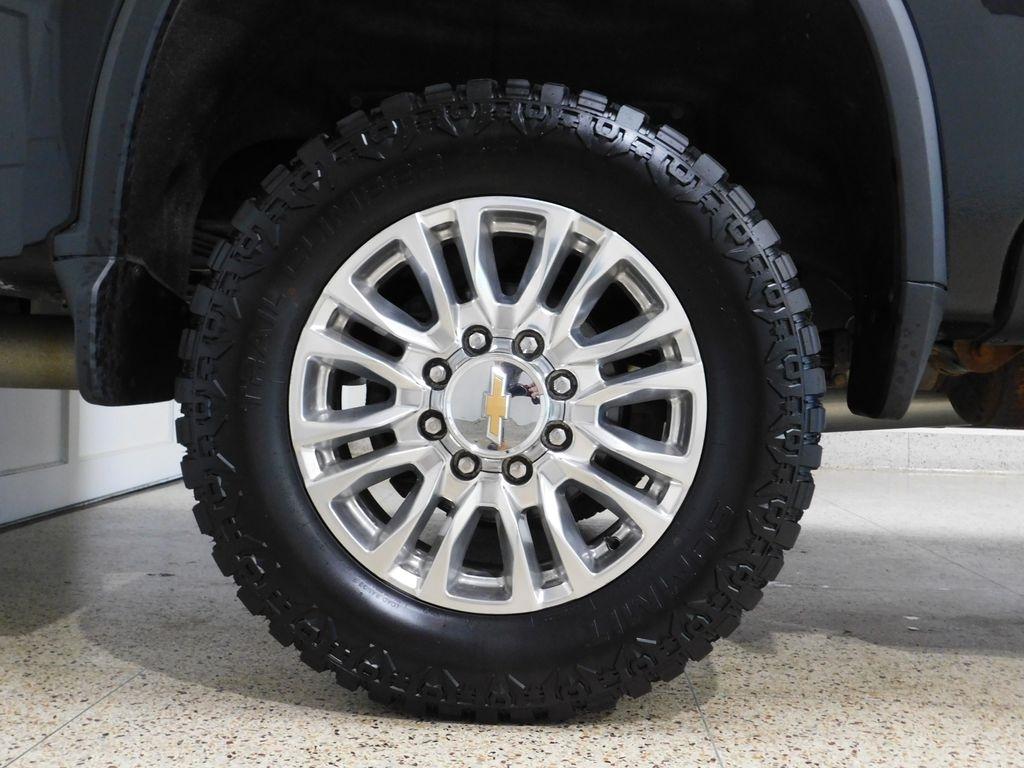 Chevrolet Silverado 2500HD High Country Crew Cab Long Box 4WD 2021