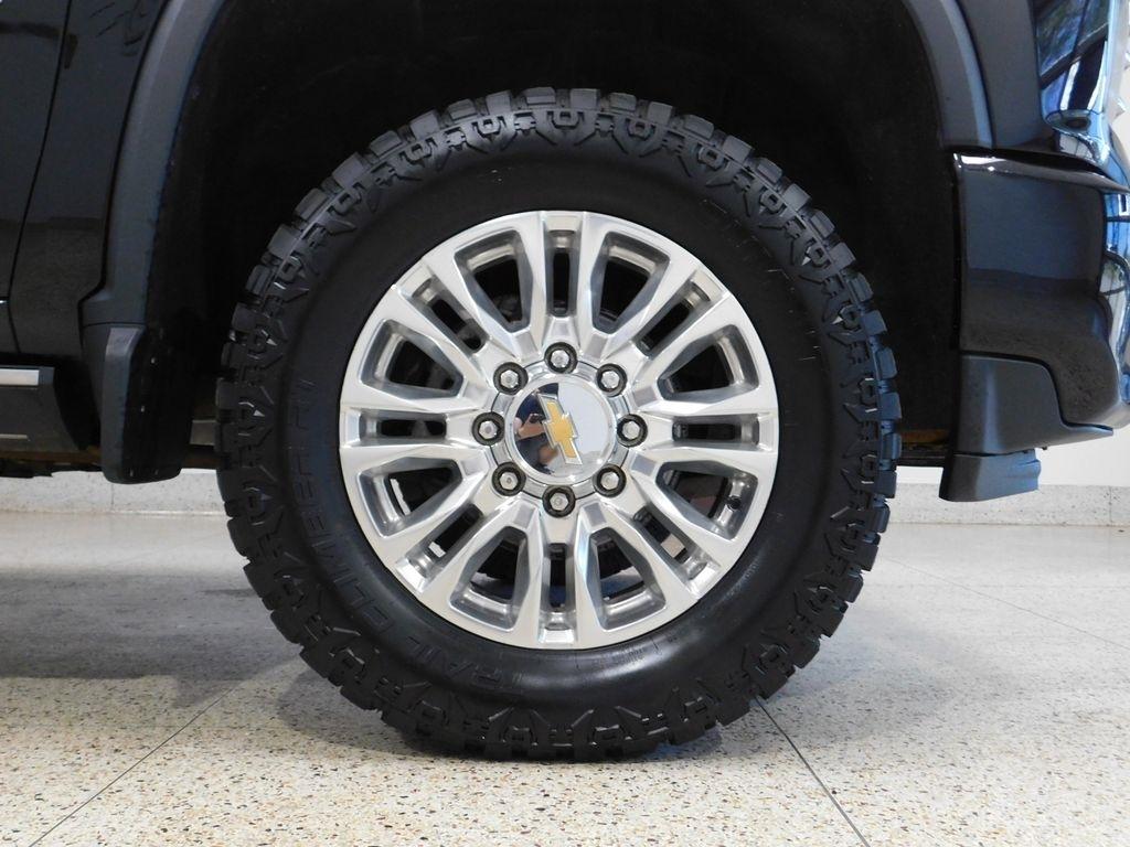 Chevrolet Silverado 2500HD High Country Crew Cab Long Box 4WD 2021