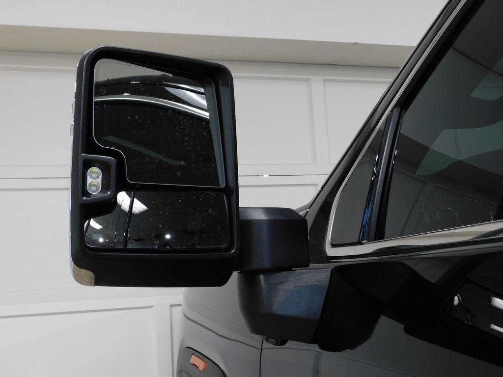 GMC Sierra 3500HD Denali Crew Cab 4WD 2021