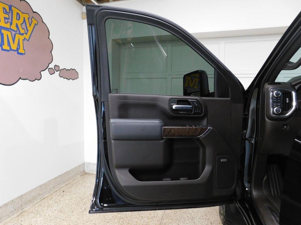GMC Sierra 3500HD Denali Crew Cab 4WD 2021