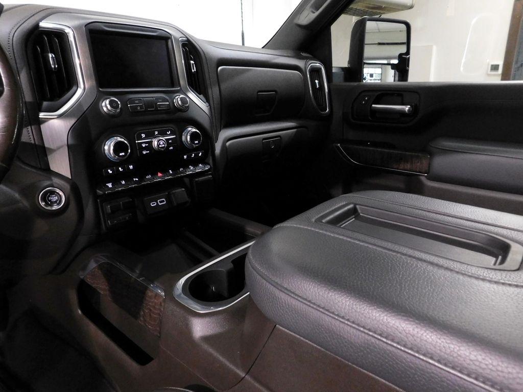 GMC Sierra 3500HD Denali Crew Cab 4WD 2021