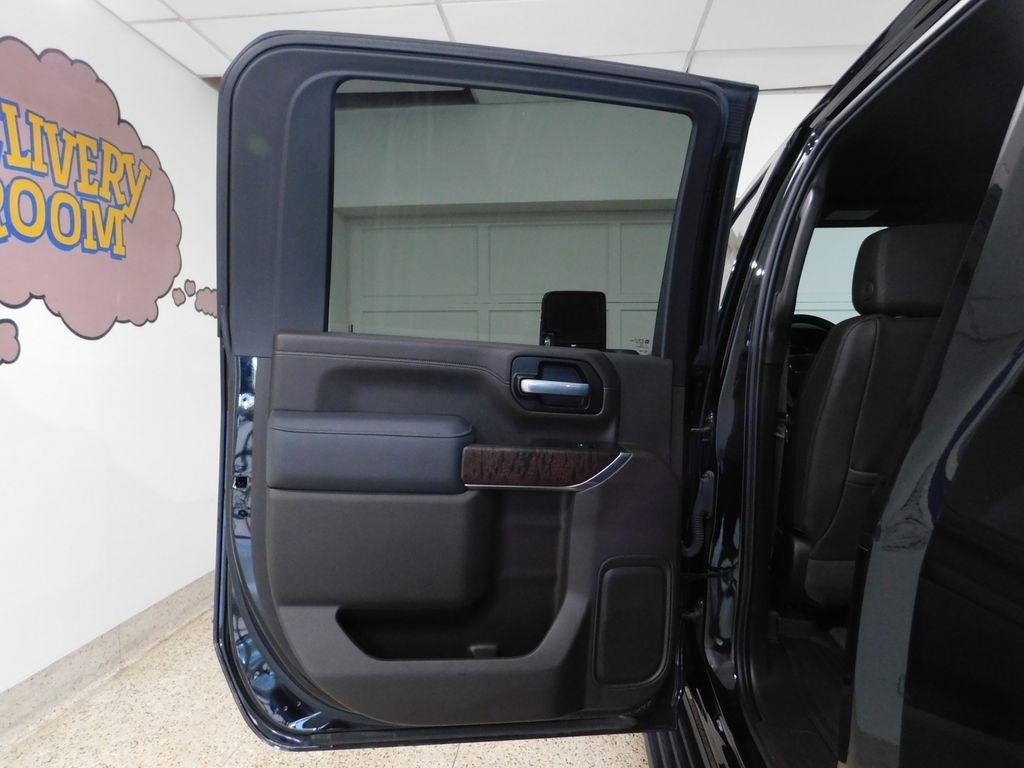 GMC Sierra 3500HD Denali Crew Cab 4WD 2021