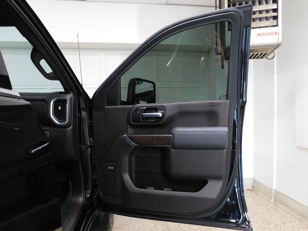 GMC Sierra 3500HD Denali Crew Cab 4WD 2021