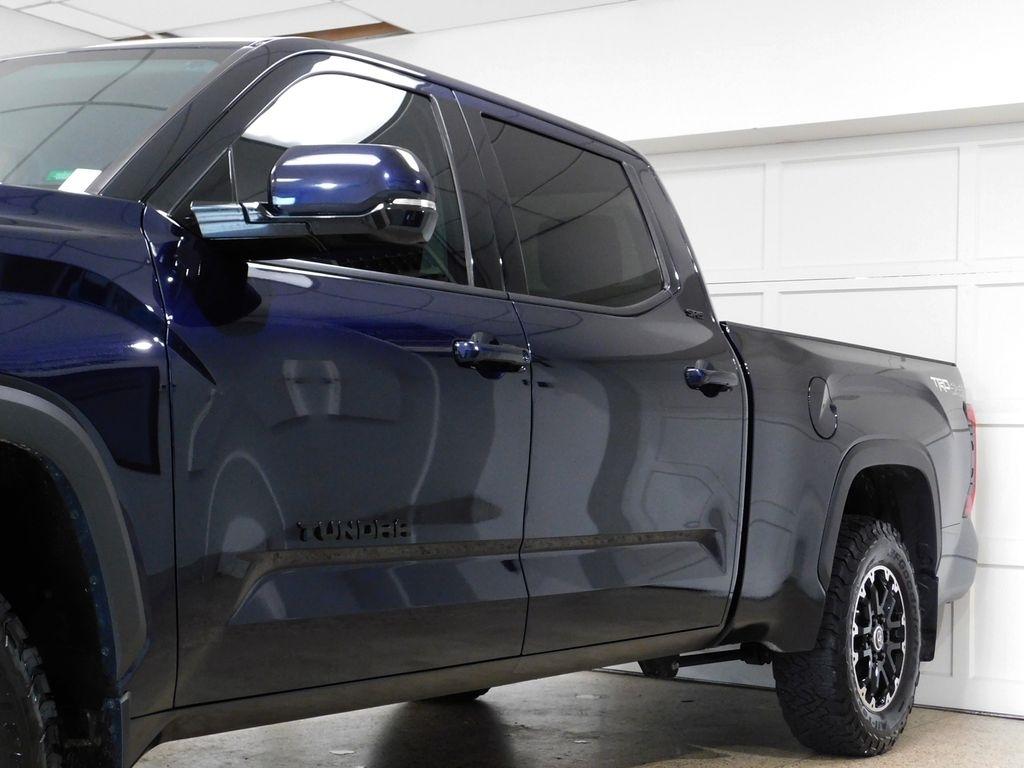 Toyota Tundra SR5 CrewMax 4WD Long Bed 2023