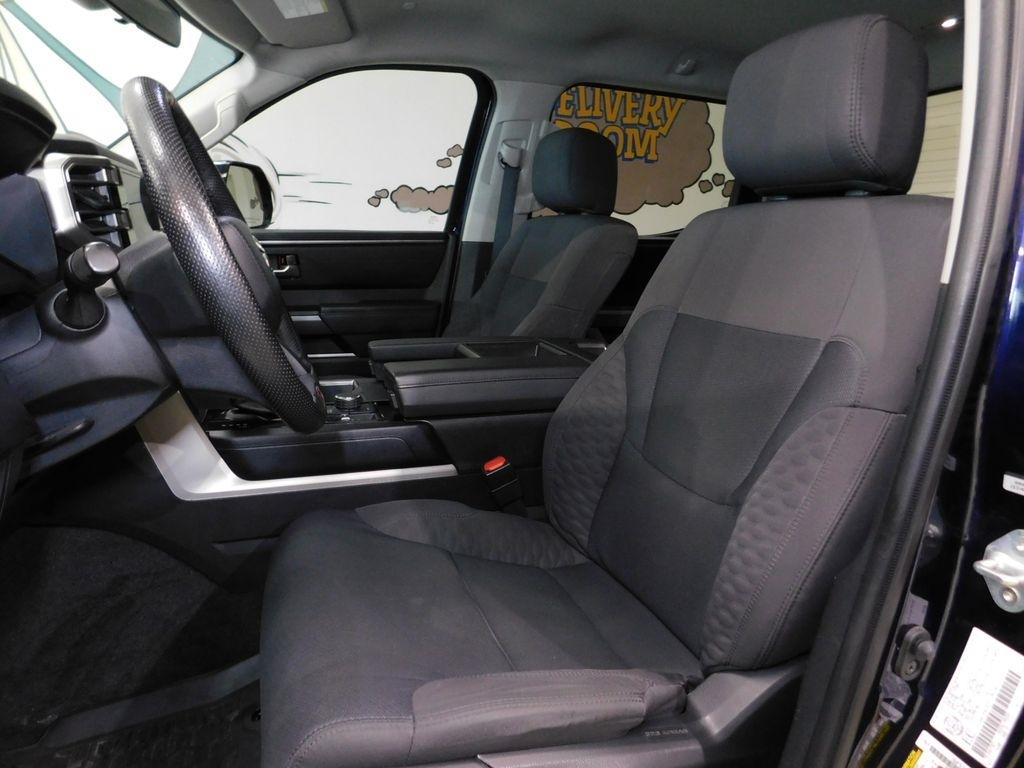 Toyota Tundra SR5 CrewMax 4WD Long Bed 2023
