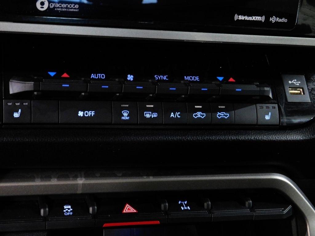 Toyota Tundra SR5 CrewMax 4WD Long Bed 2023