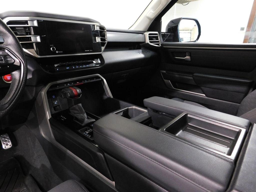 Toyota Tundra SR5 CrewMax 4WD Long Bed 2023