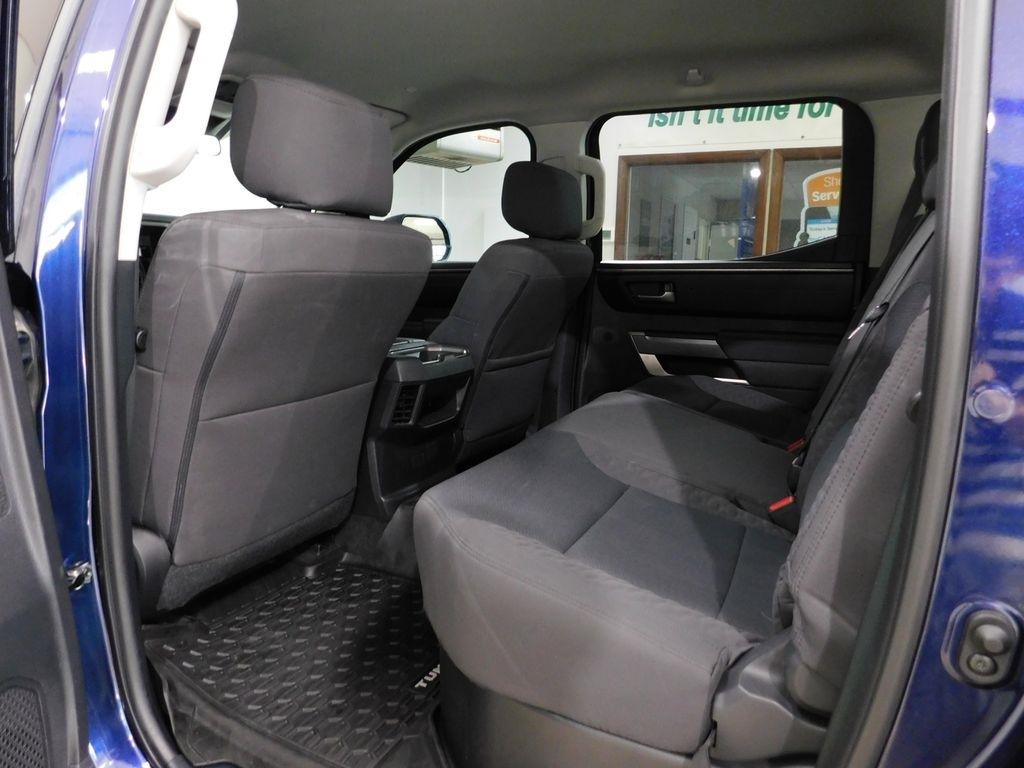 Toyota Tundra SR5 CrewMax 4WD Long Bed 2023