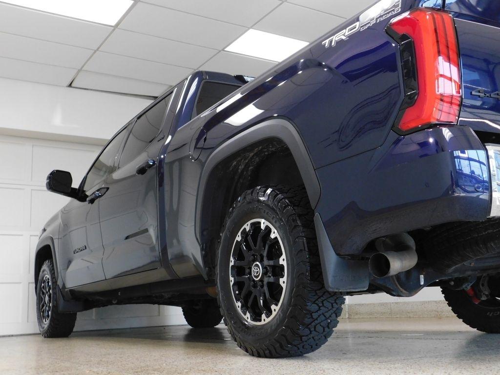 Toyota Tundra SR5 CrewMax 4WD Long Bed 2023
