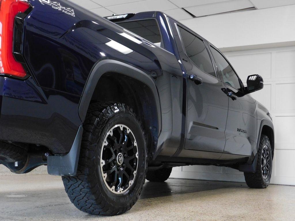 Toyota Tundra SR5 CrewMax 4WD Long Bed 2023